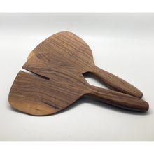 Load image into Gallery viewer, Olivewood Gingko Leaf Salad Set