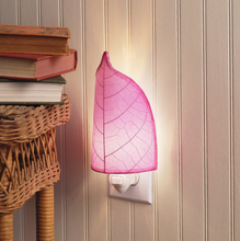Load image into Gallery viewer, Cocoa Leaf Nightlight Pink