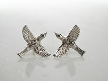 Load image into Gallery viewer, Bird Stud Earrings