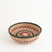 Load image into Gallery viewer, Small Pinwheel Pine Needle Basket
