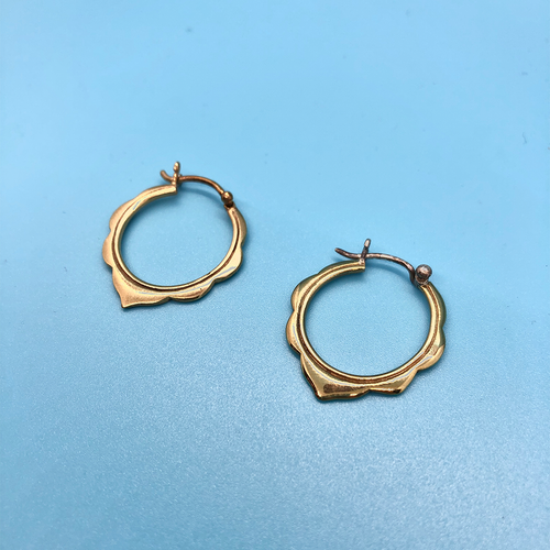 Tiny Moroccan Scalloped Earrings