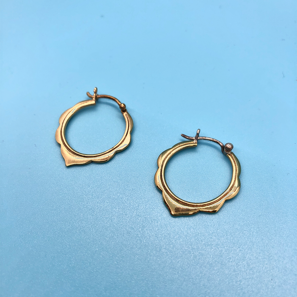 Tiny Moroccan Scalloped Earrings