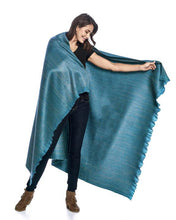 Load image into Gallery viewer, Seagrass Alpaca Throw
