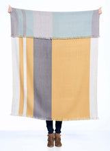 Load image into Gallery viewer, Mustardweed Alpaca Reversible Throw
