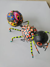 Load image into Gallery viewer, Clay Ant: Skull
