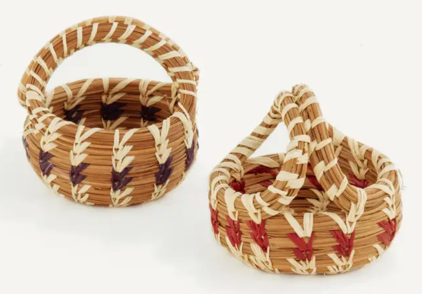 Handled Pineneedle Basket