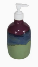 Load image into Gallery viewer, Lotion/Soap Pump Pot Mossy Creek
