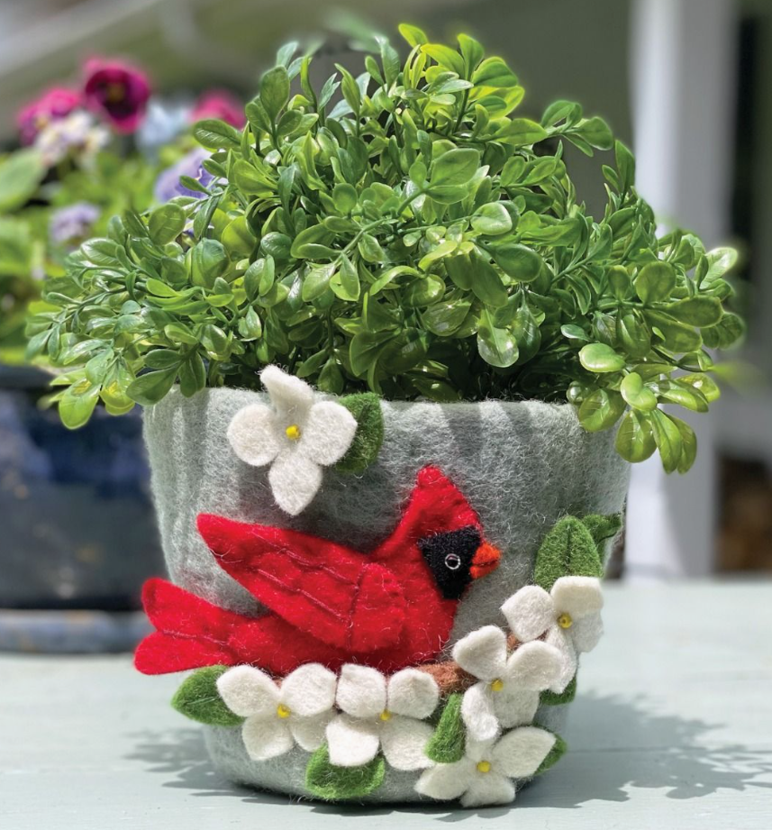 Felt Pot Dogwood Cardinal