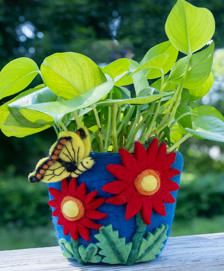 Felt Pot Red Cosmos