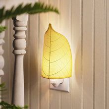 Load image into Gallery viewer, Cocoa Leaf Nightlight Yellow
