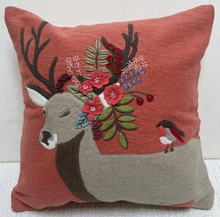 Load image into Gallery viewer, Reindeer w/ Robin

