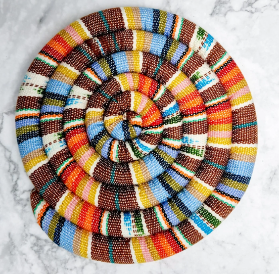 LG Mesa Spiced Spiral Trivet